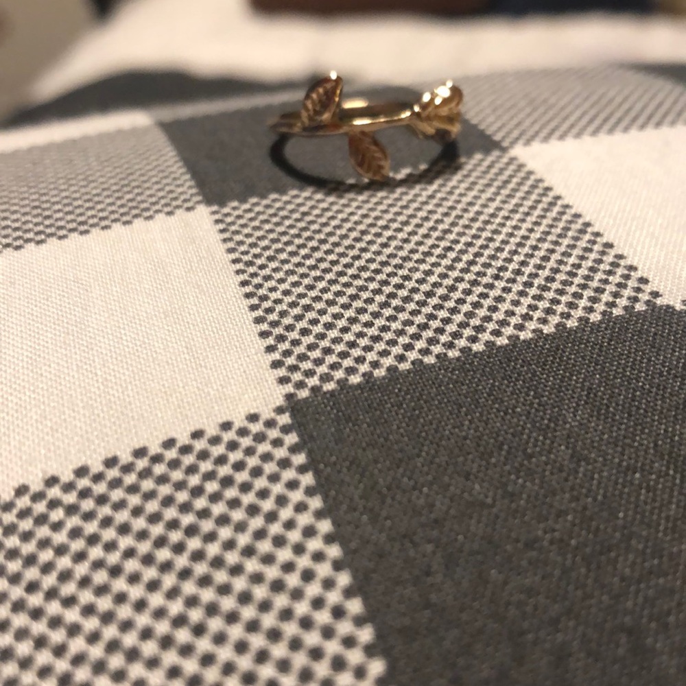 Ring Set 💫 - Picture 2 of 6